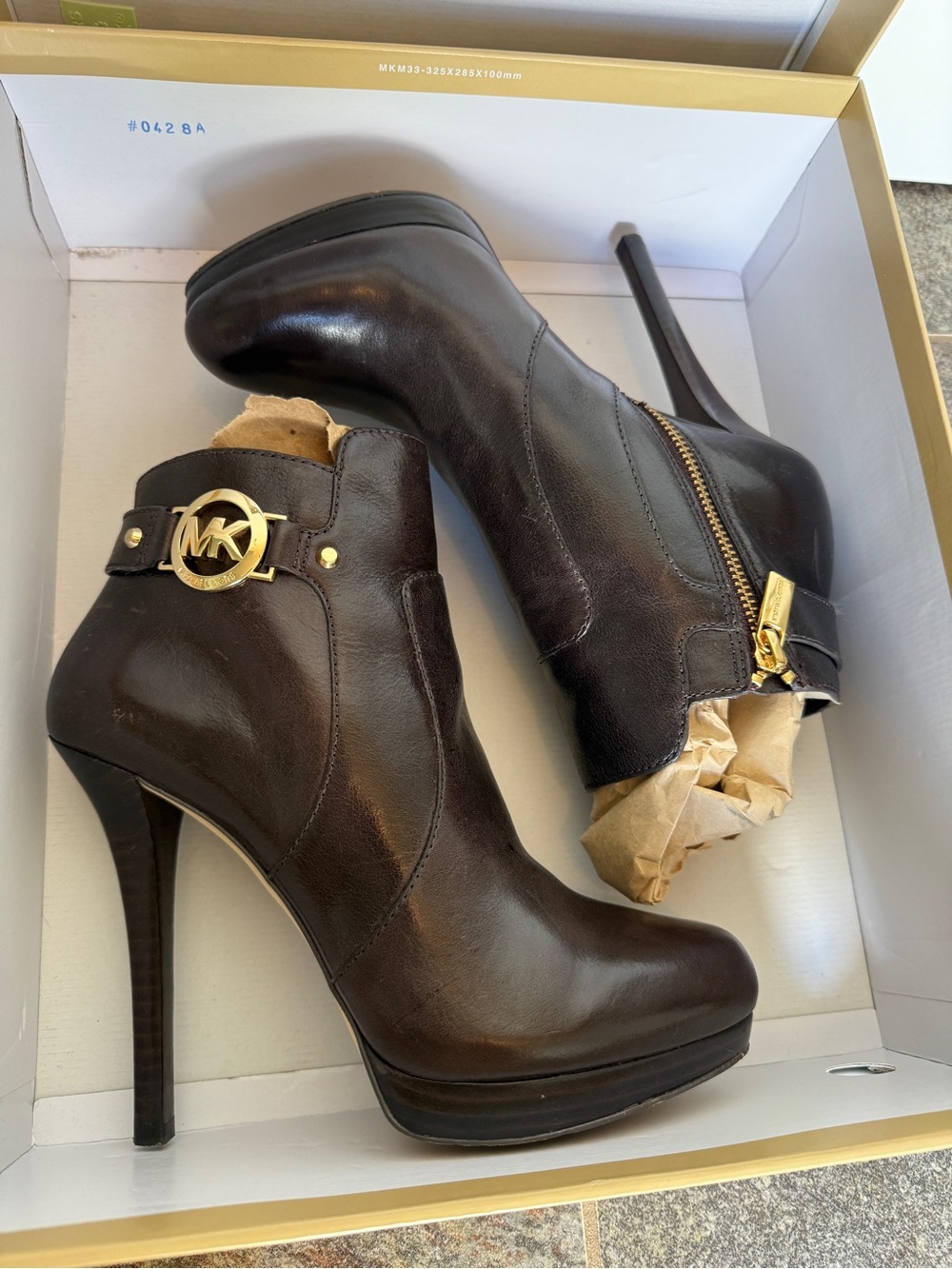 Michael Kors Wyatt Bootie DK Chocolate